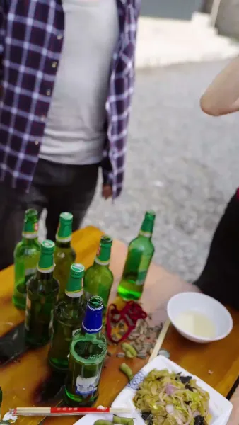 เอาชีวิตรอด ในแดนร้าง(พากย์เสียง)