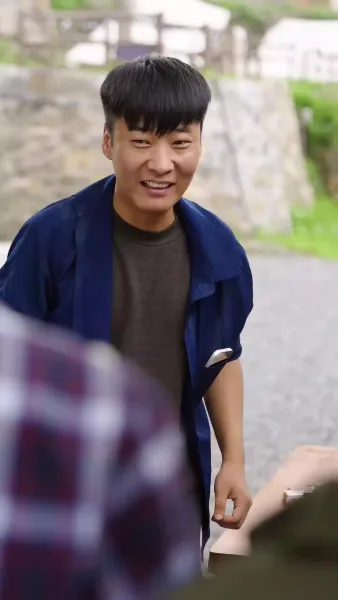 เอาชีวิตรอด ในแดนร้าง(พากย์เสียง)