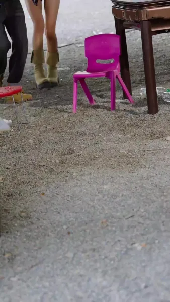 เอาชีวิตรอด ในแดนร้าง(พากย์เสียง)