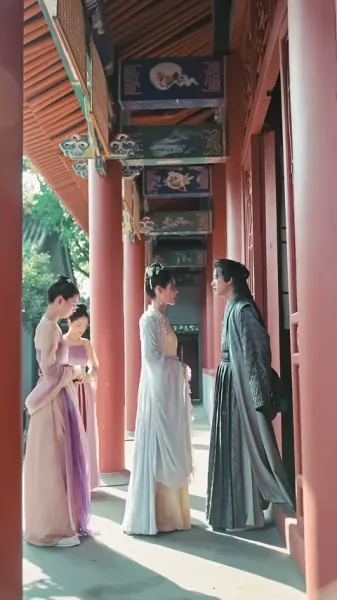 ลูกสาวที่ถูกทิ้งกับมหาเสนาบดีผู้ชั่วร้าย