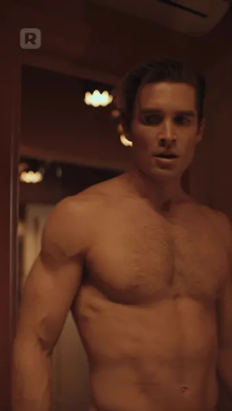 ถูกมัดมาด้วยความแค้น: นอนกับศัตรู