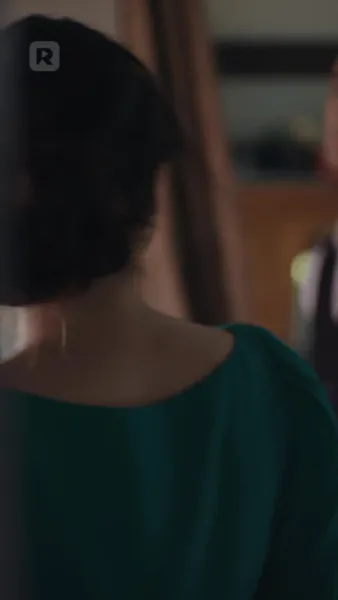 ถูกมัดมาด้วยความแค้น: นอนกับศัตรู