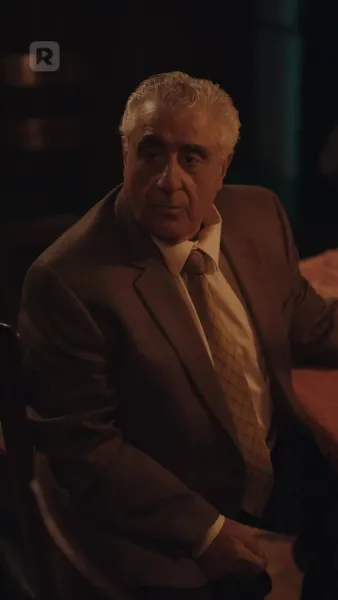 ถูกมัดมาด้วยความแค้น: นอนกับศัตรู