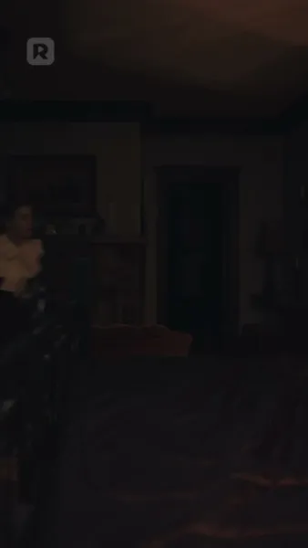 ถูกมัดมาด้วยความแค้น: นอนกับศัตรู