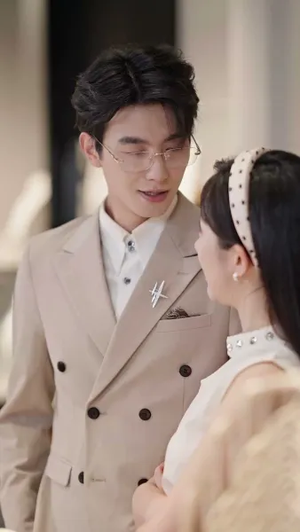 อยู่ดีๆได้สามีเศรษฐีมาเอาใจ