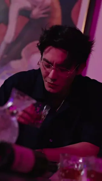 อยู่ดีๆได้สามีเศรษฐีมาเอาใจ