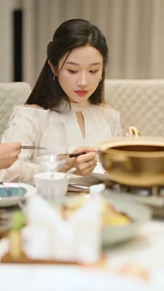 อยู่ดีๆได้สามีเศรษฐีมาเอาใจ