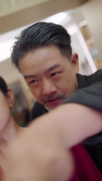 เกมรักประธานลวง