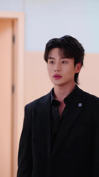 เกมรักประธานลวง