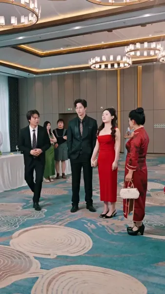 ขอโทษนะ ฉันเป็นลูกเศรษฐีจ้ะ