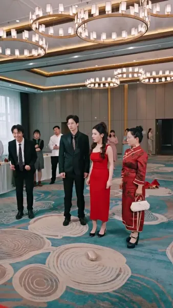 ขอโทษนะ ฉันเป็นลูกเศรษฐีจ้ะ