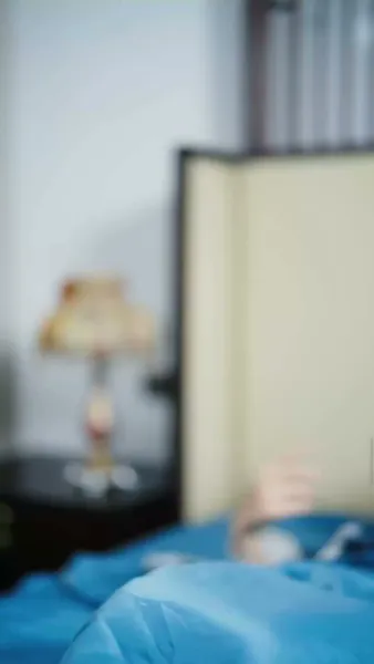 เมื่อรักไม่อาจอุ่นหัวใจ