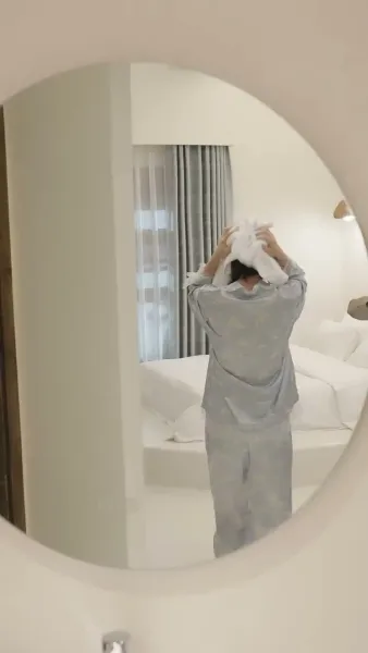 ข้ามมิติมาแต่งงานแบบสายฟ้าแลบ