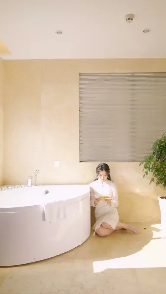 ข้ามมิติมาแต่งงานแบบสายฟ้าแลบ