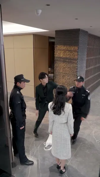 ข้ามมิติมาแต่งงานแบบสายฟ้าแลบ