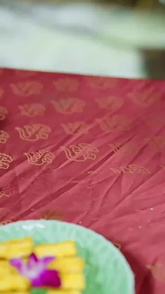 ฝังใจใต้เงาภูผา