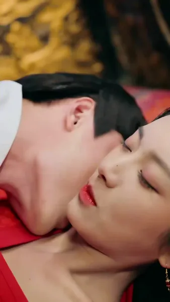 ฝังใจใต้เงาภูผา