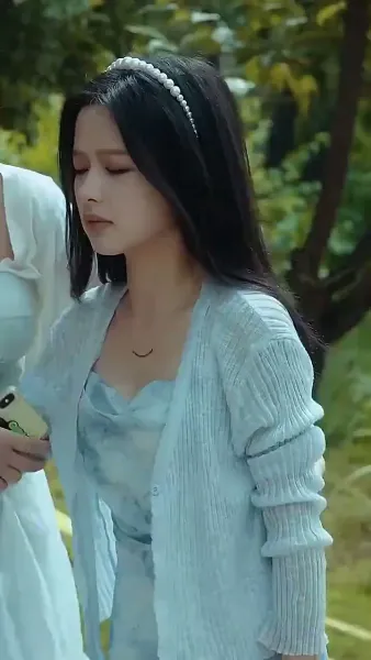 หลังจากการหย่าร้าง ชายคนเก่าขอแต่งงานอีกครั้งในภาวะที่ร้องไห้