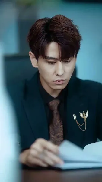 หลังจากการหย่าร้าง ชายคนเก่าขอแต่งงานอีกครั้งในภาวะที่ร้องไห้