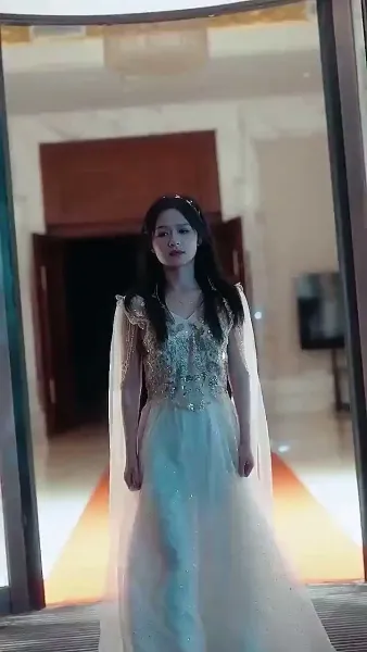 หลังจากการหย่าร้าง ชายคนเก่าขอแต่งงานอีกครั้งในภาวะที่ร้องไห้