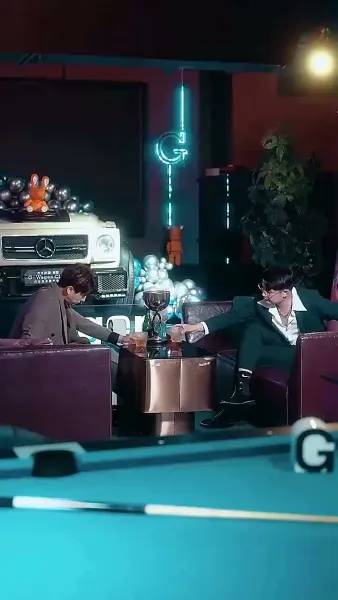 หลังจากการหย่าร้าง ชายคนเก่าขอแต่งงานอีกครั้งในภาวะที่ร้องไห้