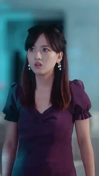 หลังจากการหย่าร้าง ชายคนเก่าขอแต่งงานอีกครั้งในภาวะที่ร้องไห้