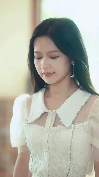 หลังจากการหย่าร้าง ชายคนเก่าขอแต่งงานอีกครั้งในภาวะที่ร้องไห้