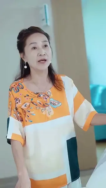 หลังจากการหย่าร้าง ชายคนเก่าขอแต่งงานอีกครั้งในภาวะที่ร้องไห้