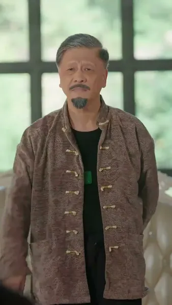 (พากย์เสียง) ความมืดใต้ดวงอาทิตย์