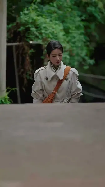 (พากย์เสียง) ความมืดใต้ดวงอาทิตย์