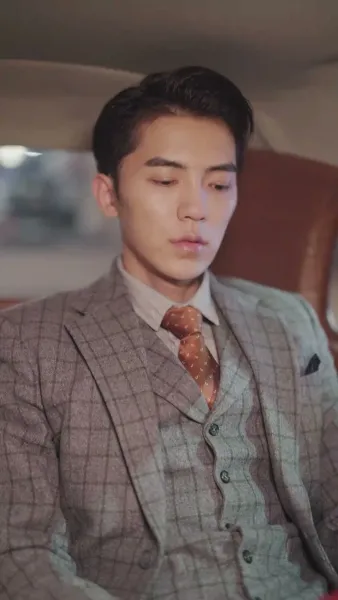 คุณนายเย็นชาของท่านจอมพล