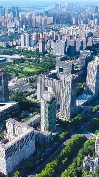 กุหลาบกับสนภูเขา(พากย์เสียง)