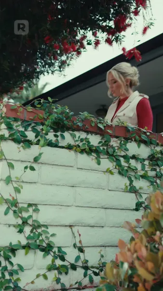 ทำลายกำแพงน้ำแข็ง