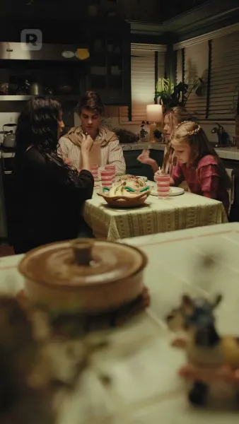 ทำลายกำแพงน้ำแข็ง