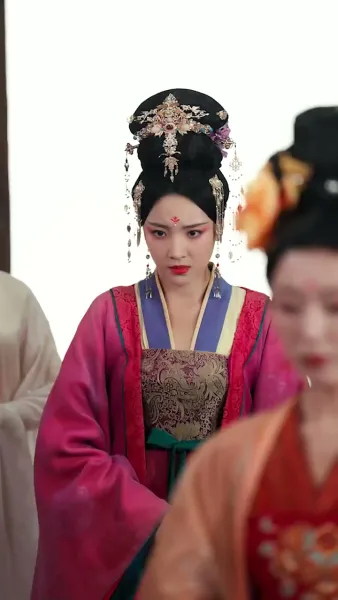 สนมปีศาจสยบ