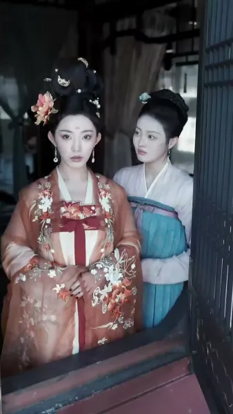 สนมปีศาจสยบ