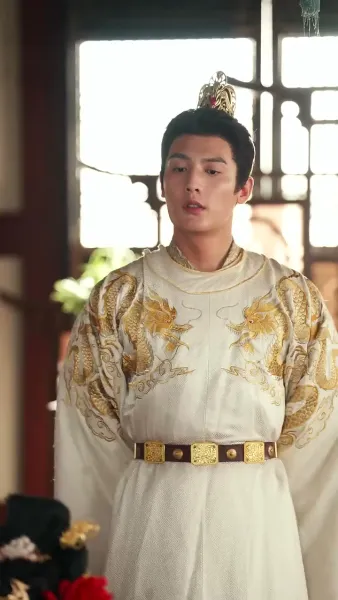 สนมปีศาจสยบ