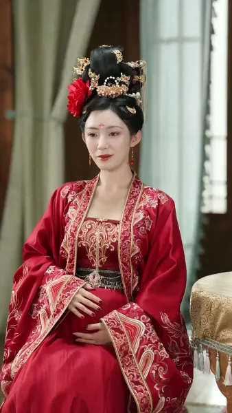 สนมปีศาจสยบ