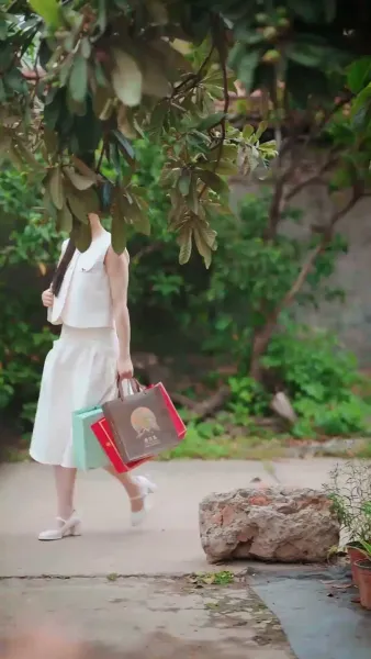 กุหลาบนำโชค