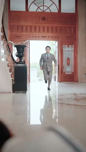 กุหลาบนำโชค