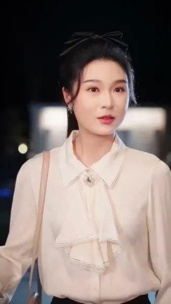 กุหลาบนำโชค