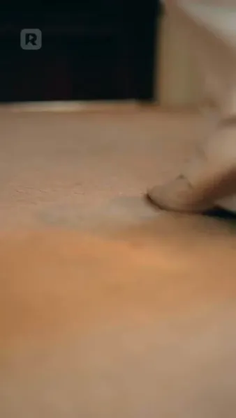 ยั่วยวนให้จูบแอบ