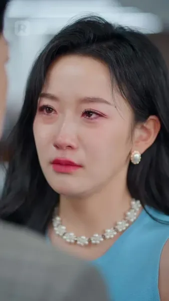 ยั่วยวนให้จูบแอบ