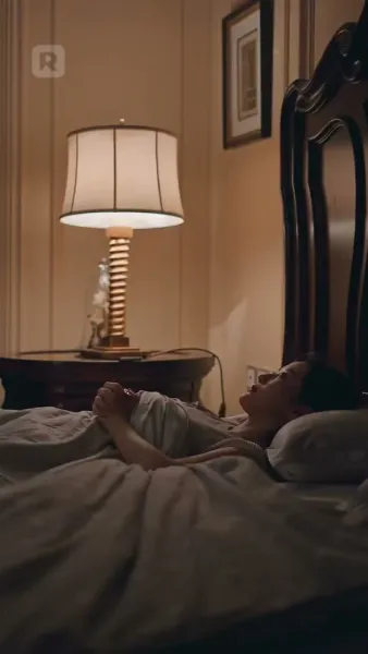 ยั่วยวนให้จูบแอบ