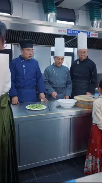  เบบี้เทพเจ้าอาหาร