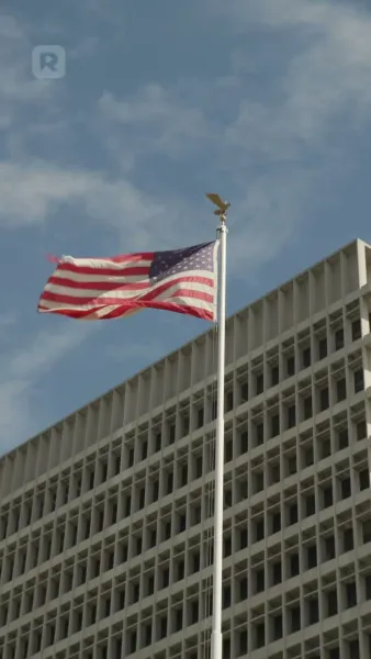 มหาเศรษฐีกับแม่อุ้มบุญเวอร์จิ้น