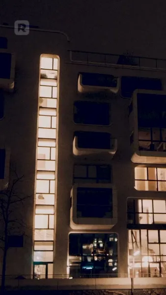 มหาเศรษฐีกับแม่อุ้มบุญเวอร์จิ้น