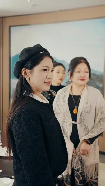 เสแสร้งแกล้งไม่รัก