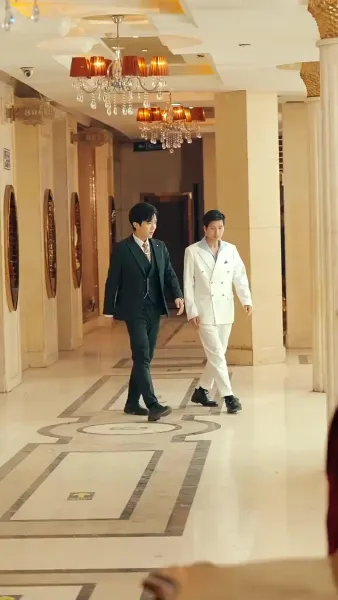 เสแสร้งแกล้งไม่รัก