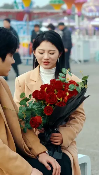 เสแสร้งแกล้งไม่รัก